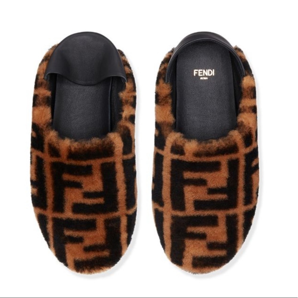 Fendi FF Shearling Fur Slippers Shoes in Brown NIB